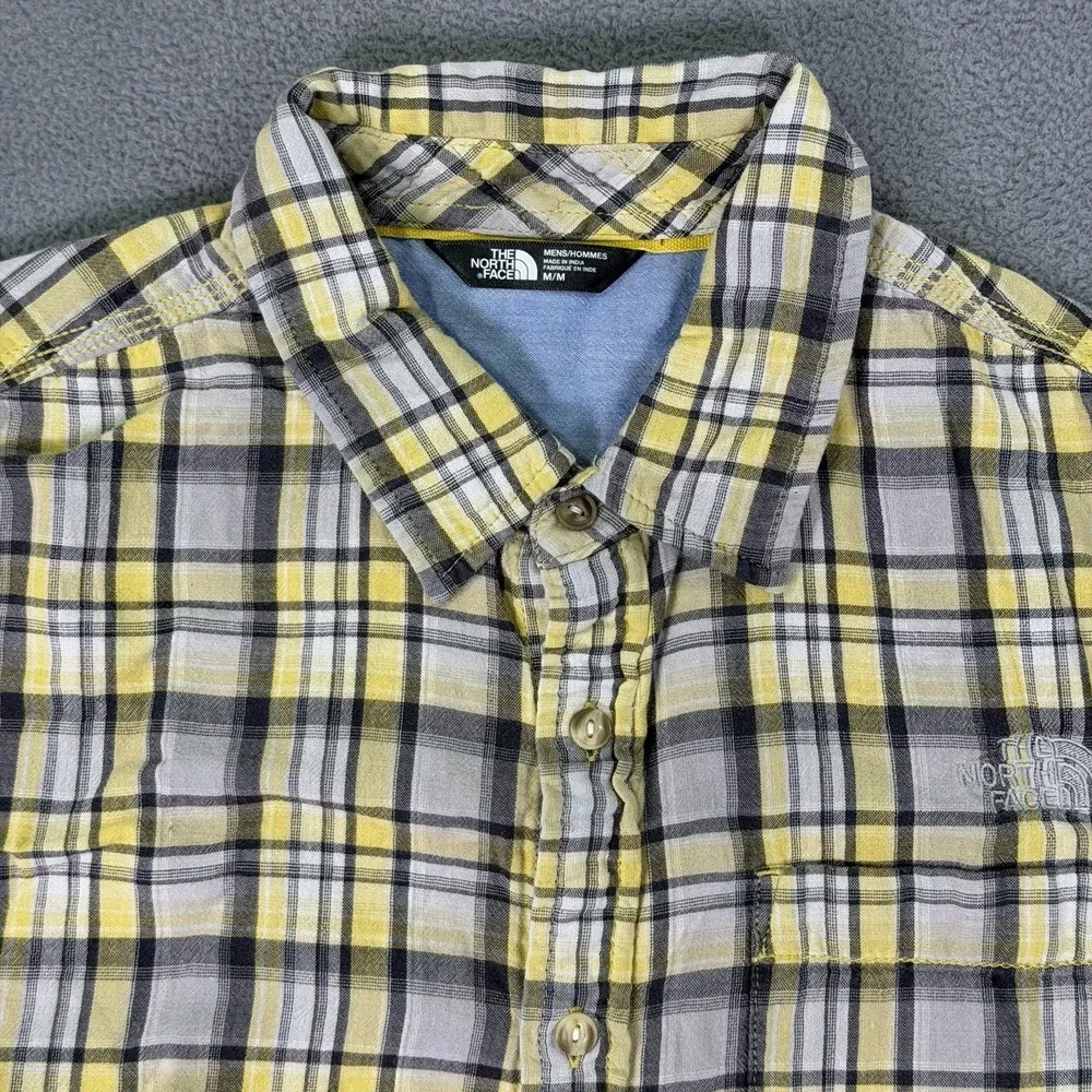 The North Face Shirt Mens Medium Blue Yellow Gray Plaid Button Up Pocket Lined